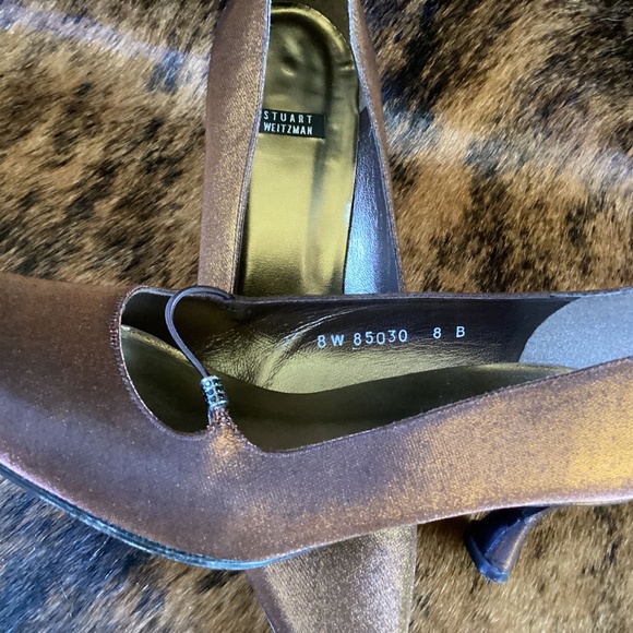 Vintage Stuart Weitzman Brown Metallic Delicate Pointy Toe Heels - Picture 6 of 9